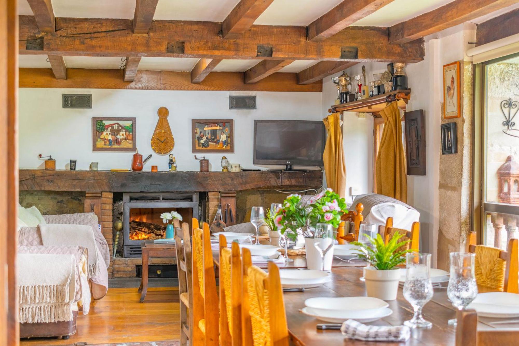 Casa Rural Arotzenia, Hogar Rustico En Pleno Valle De La Ulzama Lizaso Exteriér fotografie