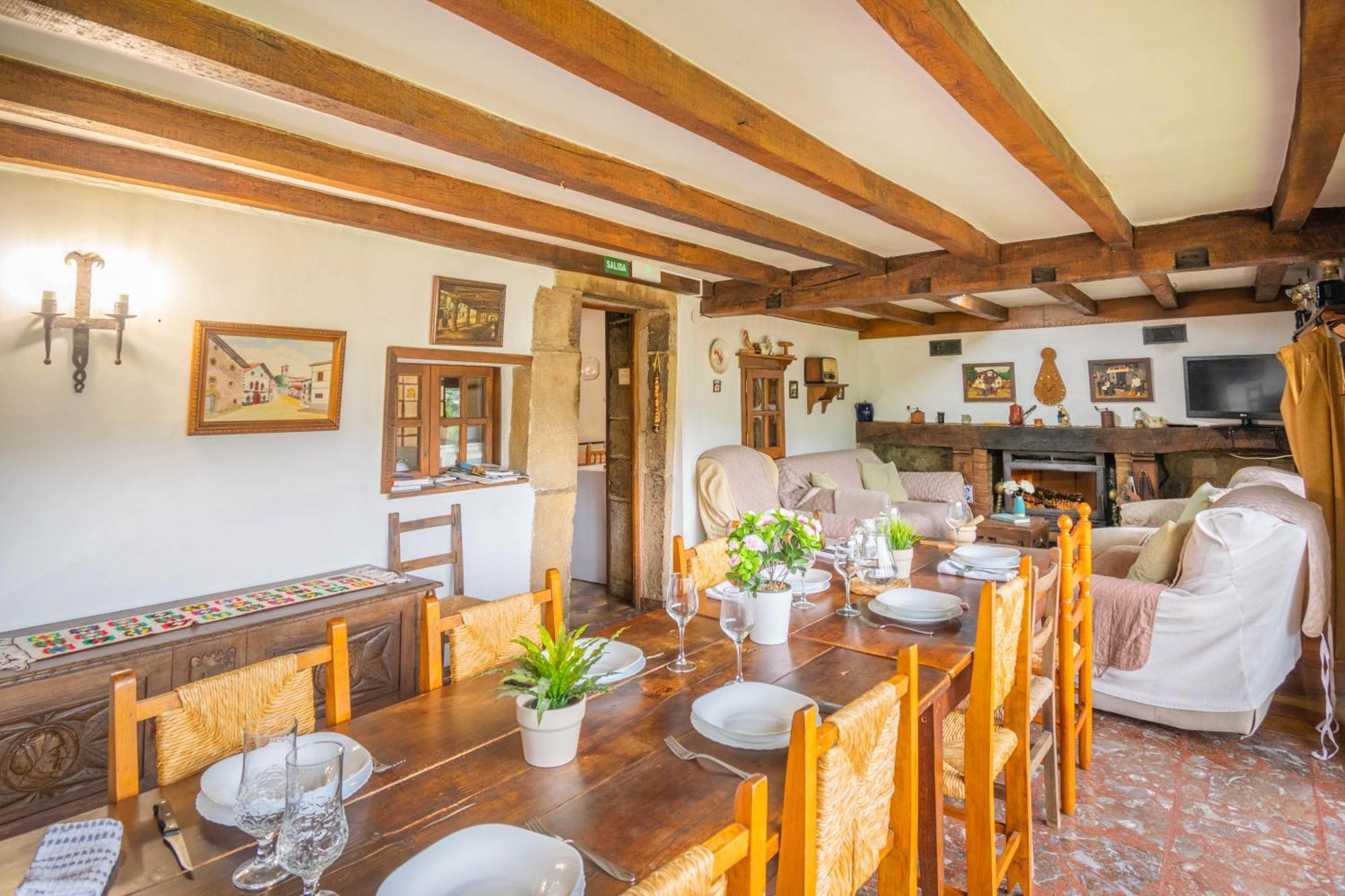 Casa Rural Arotzenia, Hogar Rustico En Pleno Valle De La Ulzama Lizaso Exteriér fotografie